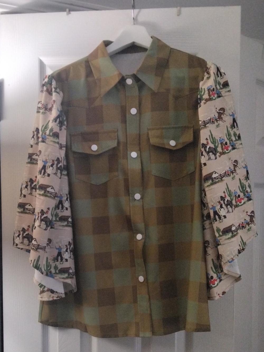 Green Plaid Western Sleeve Button-Up Shirt